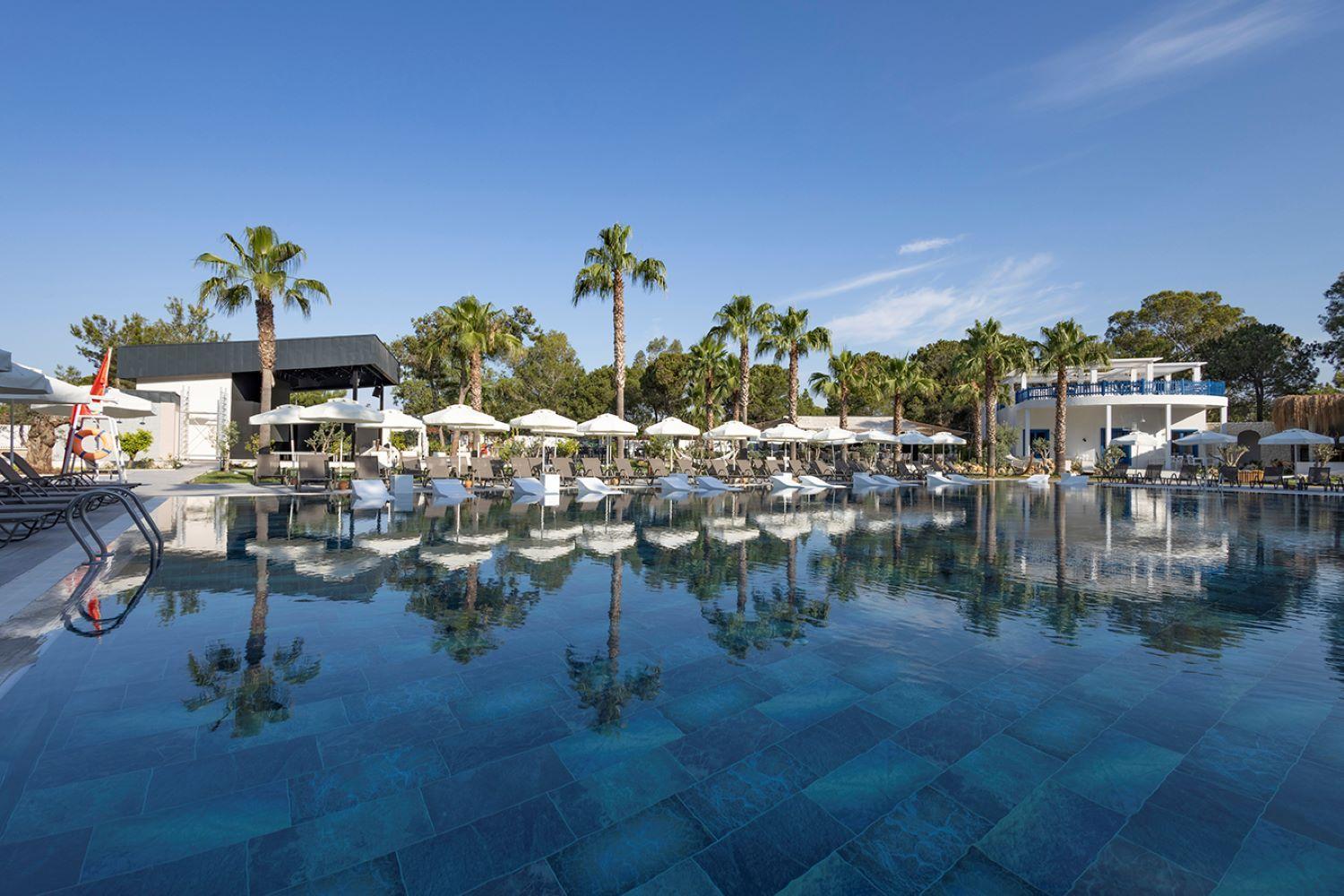 Berry Blue Hotels Сиде Екстериор снимка